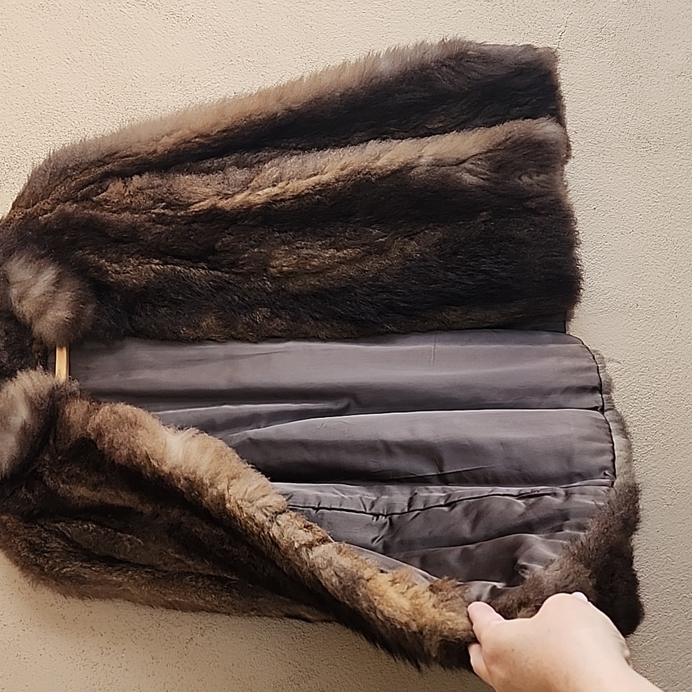 VINTAGE 1950's Possum Fur Coat S Small Jacket Austria Germany Mobwife Quiet Luxe - Picture 10 of 17